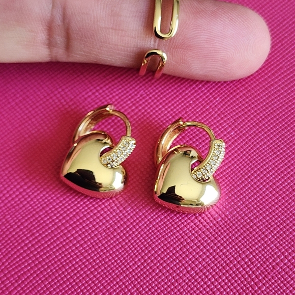 Elegant Pink Jewelry Box With Pair Of Earrings And Ring Gold Plated - Picture 3 of 7